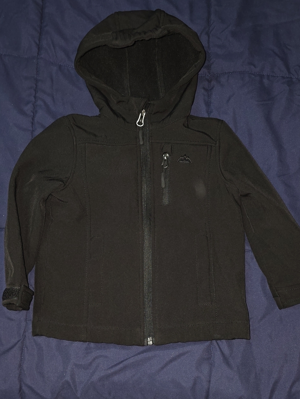 SNOZU Kids Black Hooded Softshell Jacket 2T